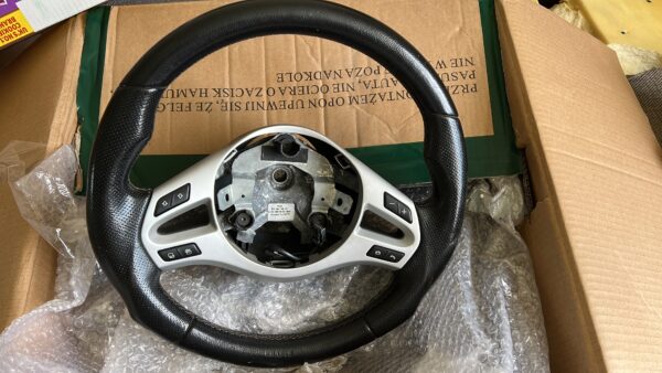 Smart 454 Steering Wheel BEEN IN CRASH