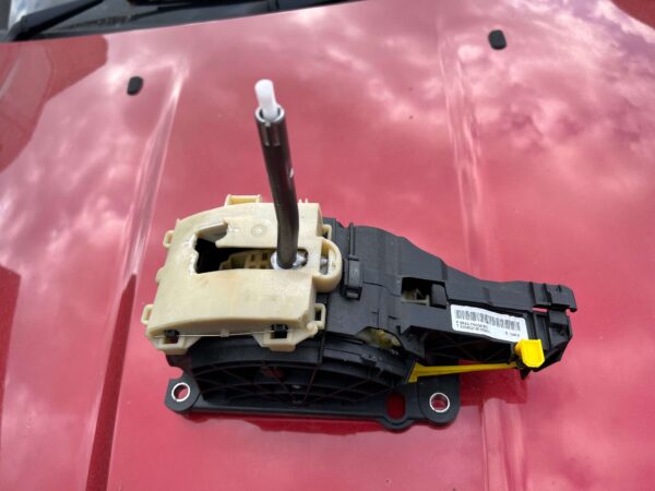 Jaguar X-Type 2.2D Facelift Auto Gear Selector 9X43-7K004-BC SEIZED