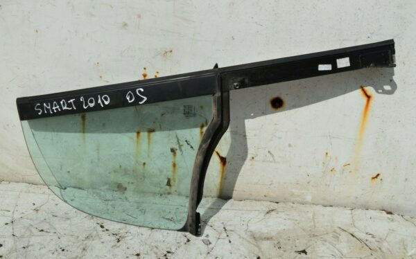 Smart 454 Right Quarter Window