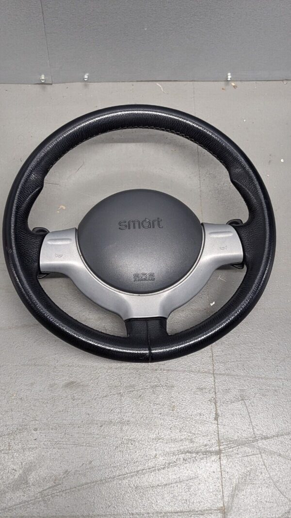 Smart 452 Steering Wheel BROKEN