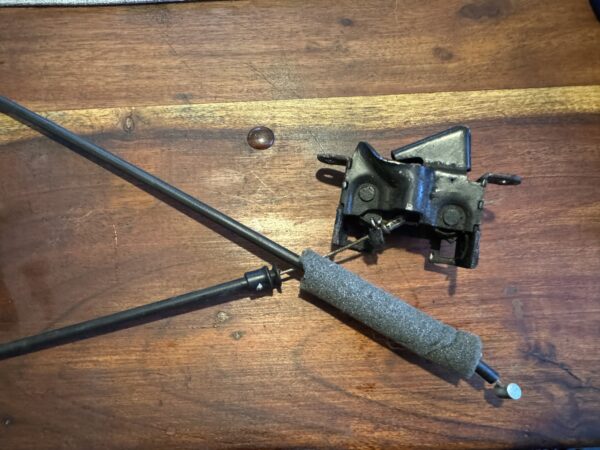 Smart 452 Bonnet Catch Cable