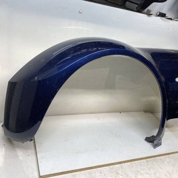 Smart 452 Front Wing Left BROKEN